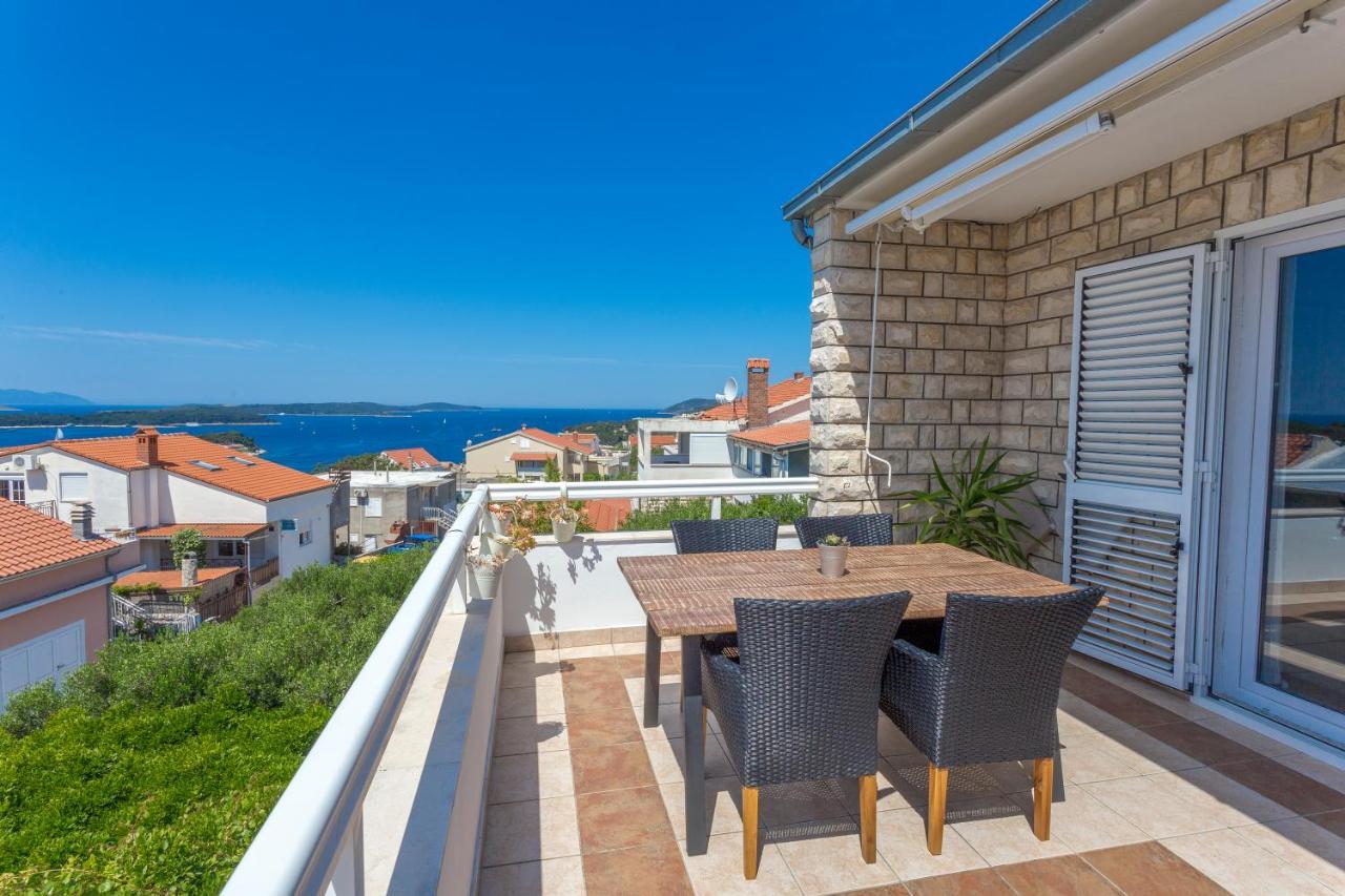 Peaceful Apartment With Beautiful View Hvar Town Eksteriør bilde